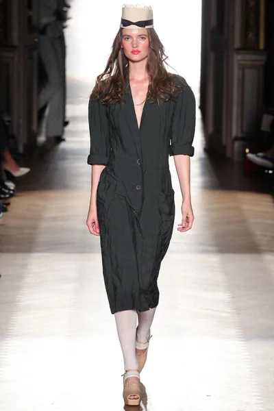Look 22